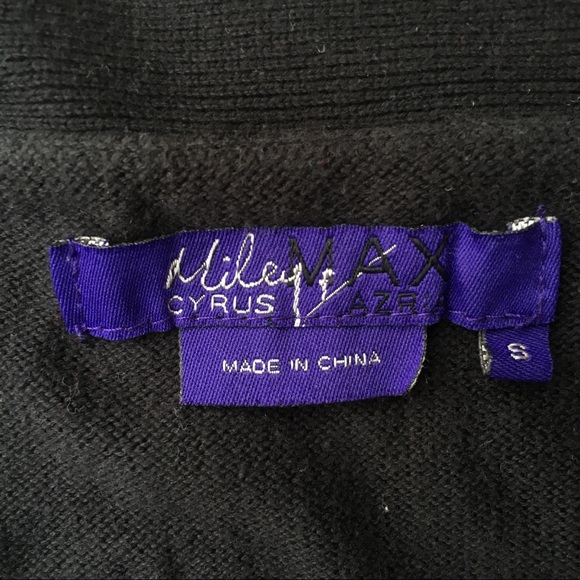 Miley Cyrus Vest - Picture 2 of 3